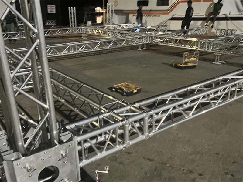 truss stage roof