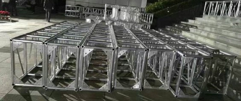 stage trusses