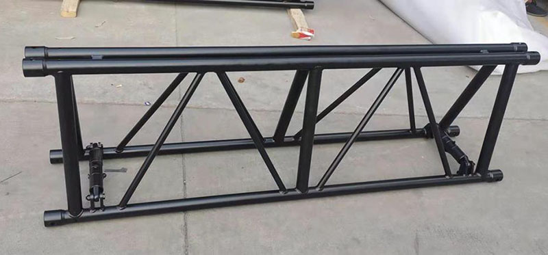 Black folding truss