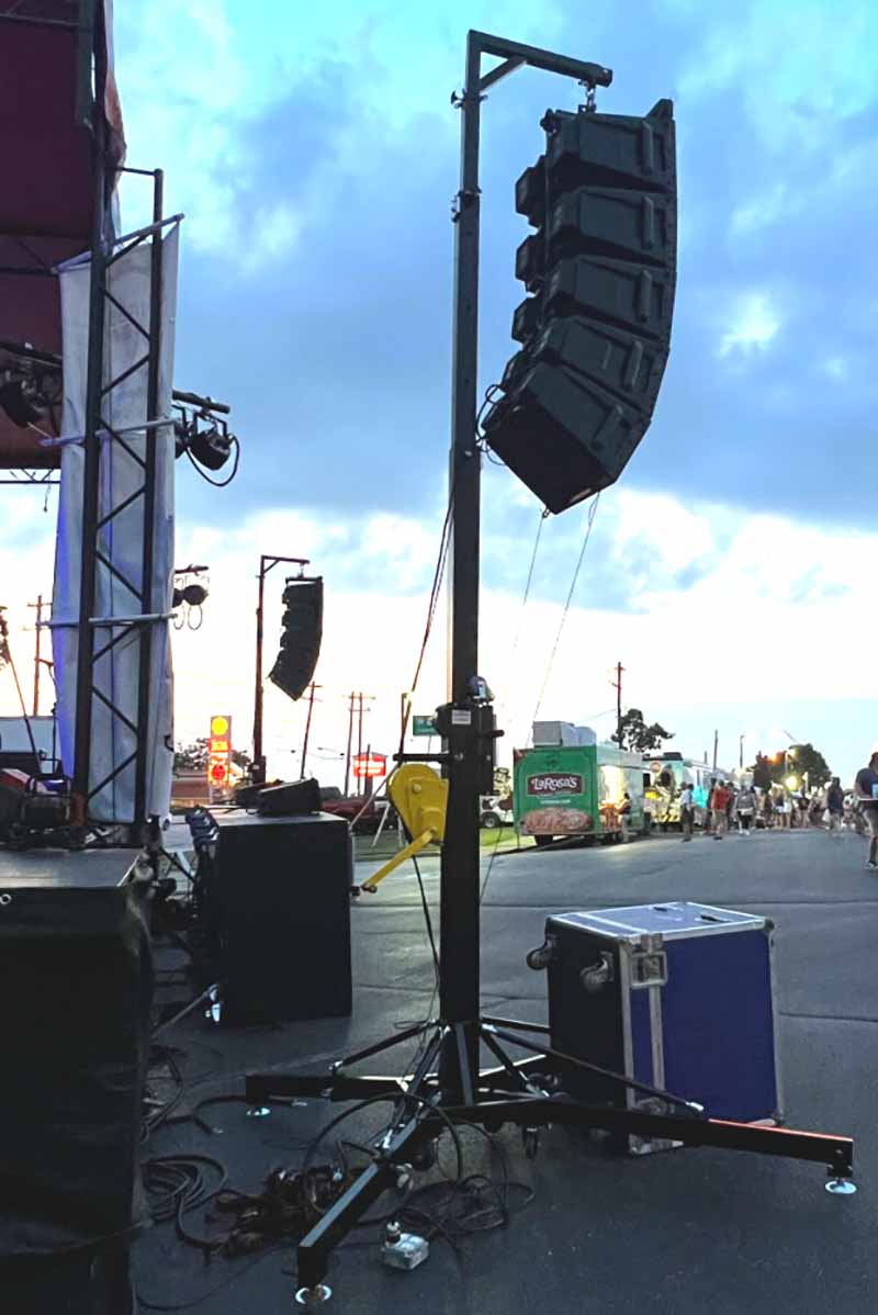 line array lift tower components