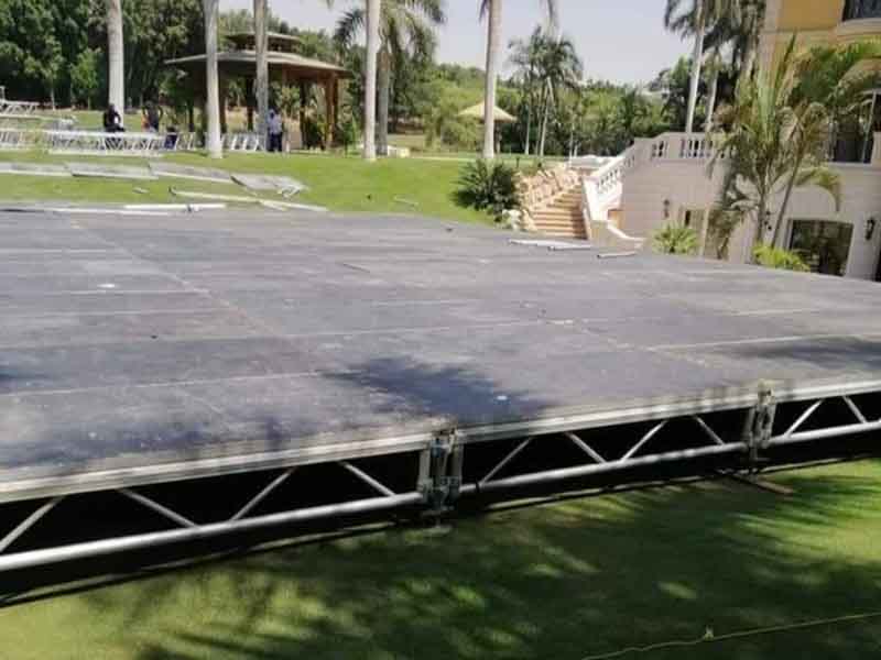 portlabe stage system