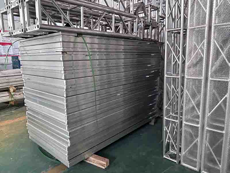 stage tunnel roof truss