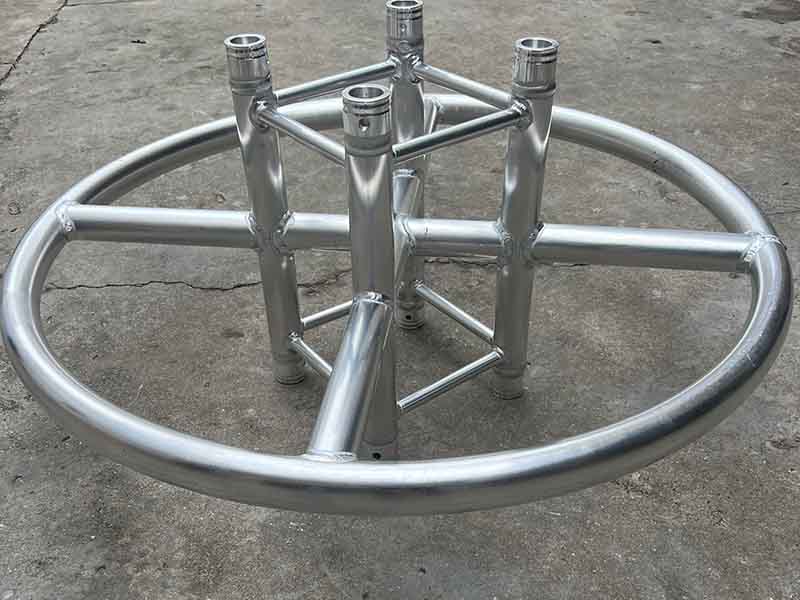 Dj circle truss 