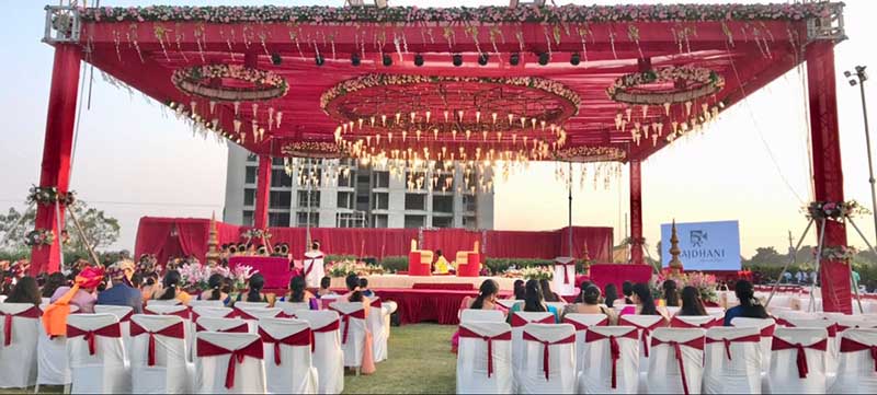 Custom aluminum truss wedding stage