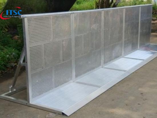 crowd control barriers for rent near me