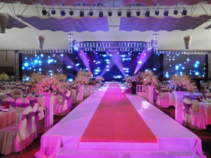 How to do a beautiful wedding ceremony stage background?