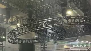 How to install the rotary circle truss overhang?