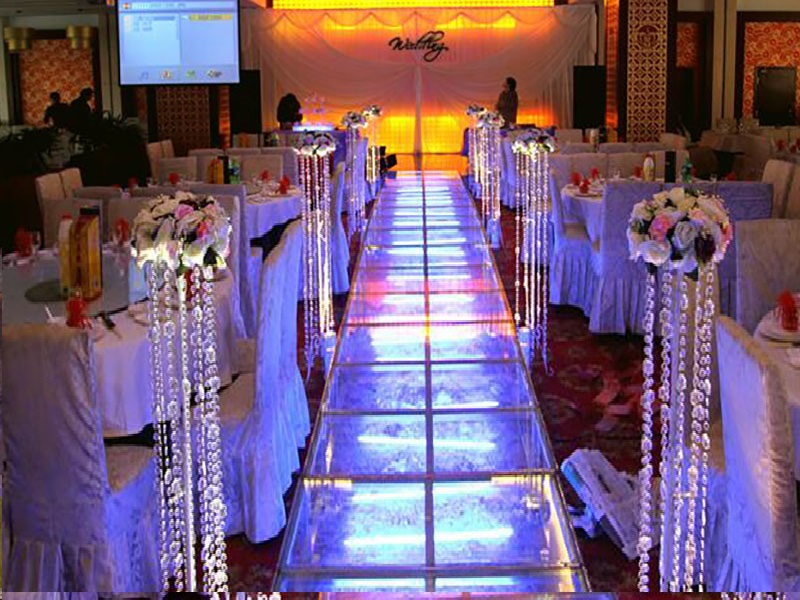 How to make transparent stages of wedding for indoor marriage?