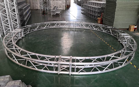 box truss circular with corner block for festival events