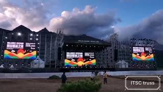 Outdoor  crowd Music festival stage design